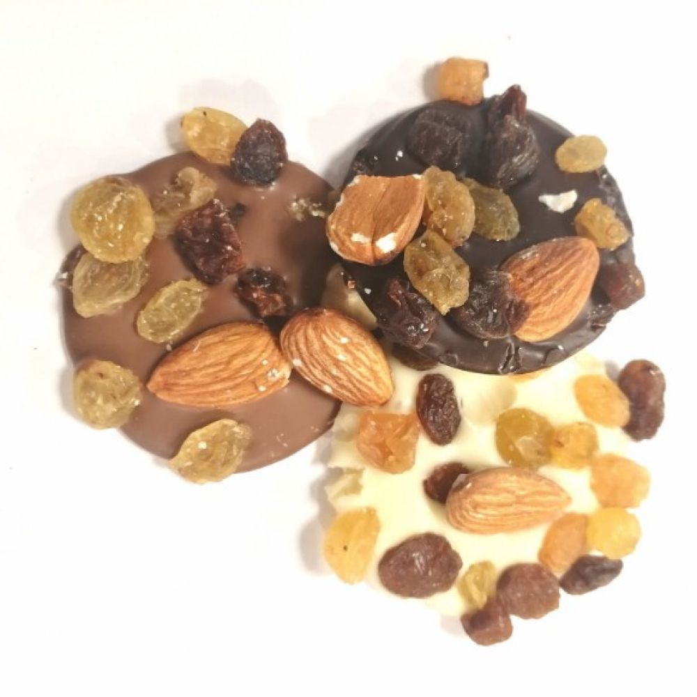 Mendiants 3 chocolats 49.90€/kg