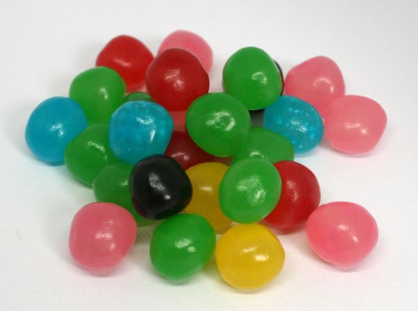 Bonbons mini dragibus Haribo . 9,95€/kg